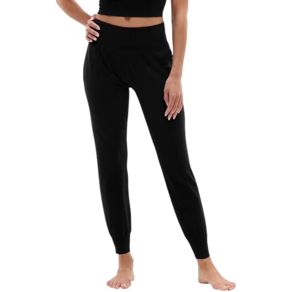 Athleta Women’s Salutation High Rise Jogger Pants in Black Size Small‎